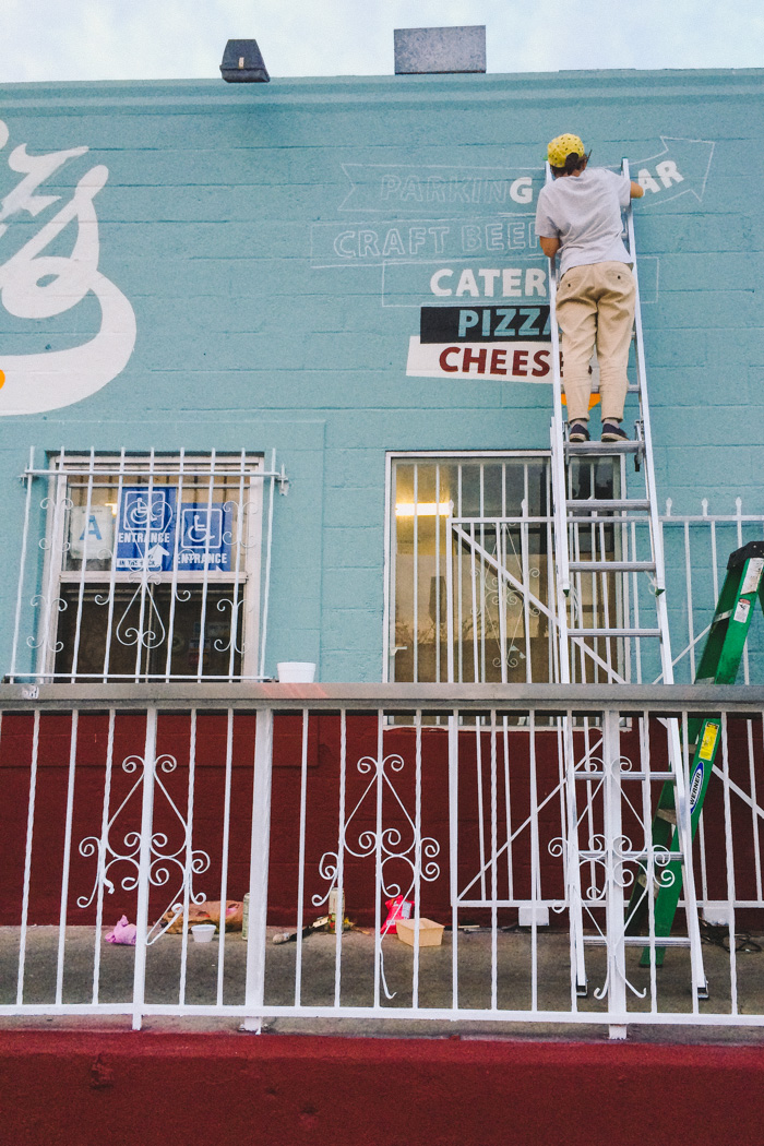 SIGN PAINTING / THE HEIGHTS - angdoo.com/blog