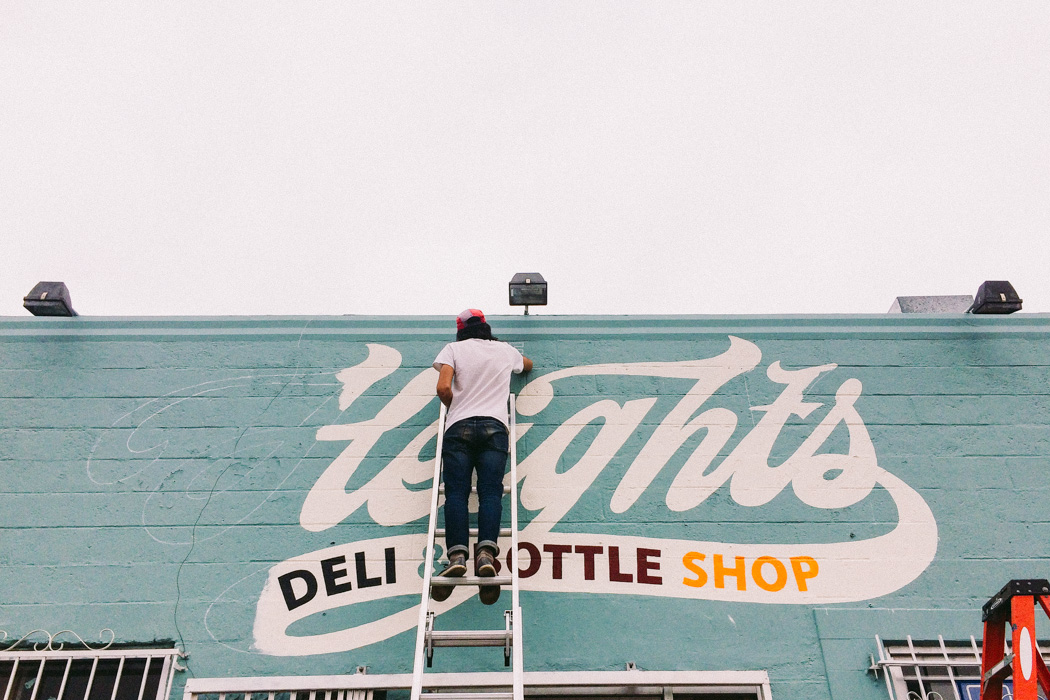 SIGN PAINTING / THE HEIGHTS - angdoo.com/blog